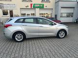 Hyundai i30 cw YES! - Hyundai i30 YES! mit Benzin-Antrieb