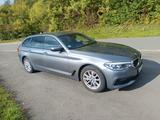 BMW 530d Touring A -