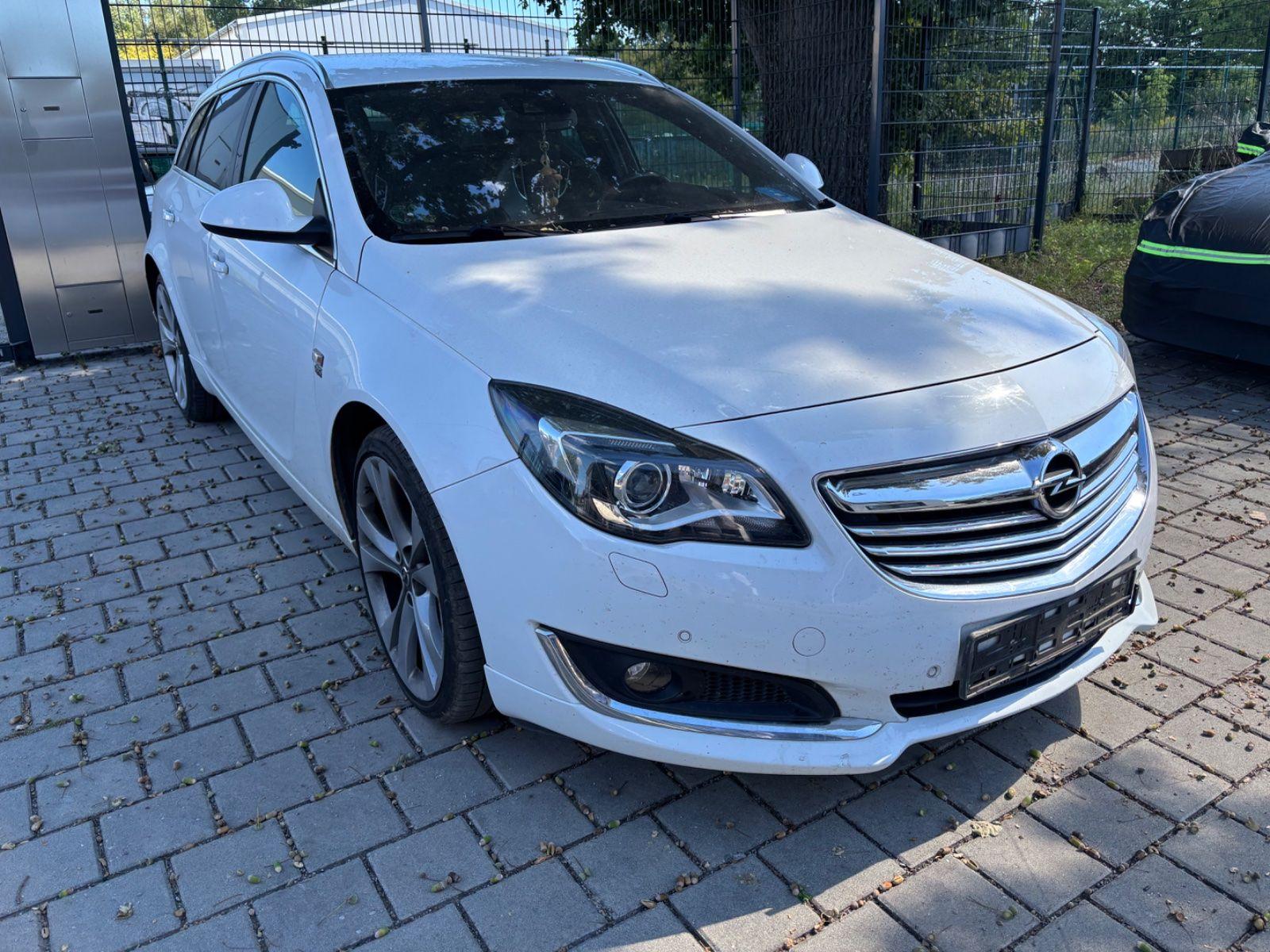 Opel Insignia 2015 — interior