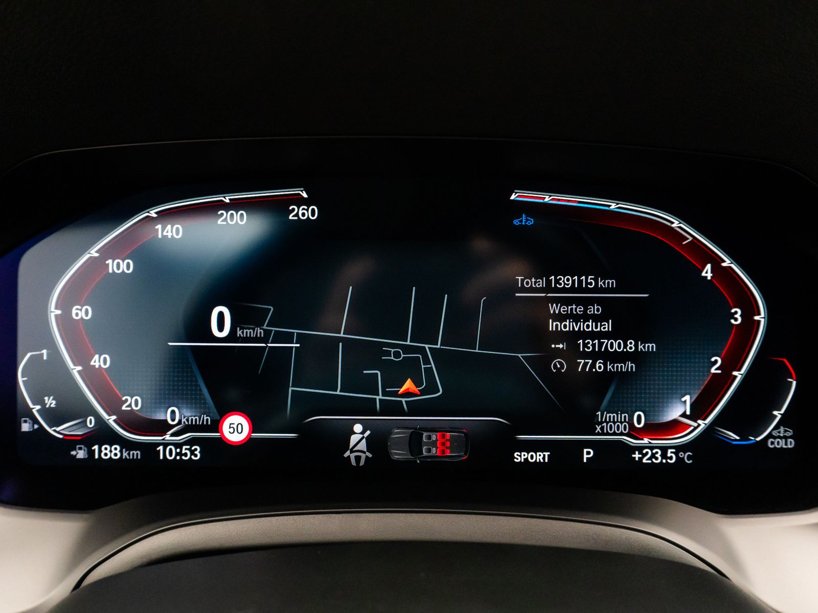 Fahrzeugabbildung BMW 320i Sport Line Stop&Go Kamera DAB Alarm Komfort