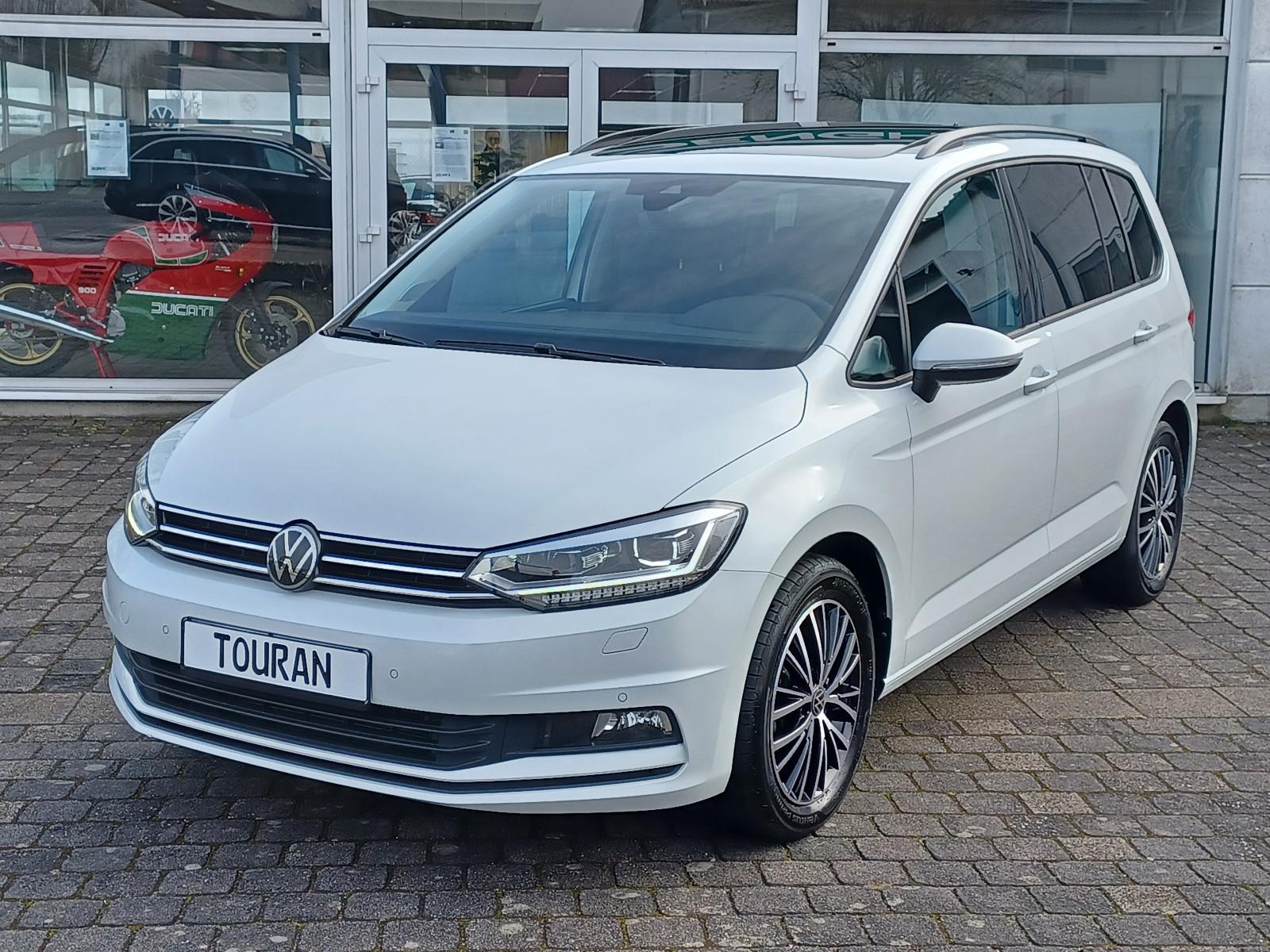 Volkswagen Touran Comfortline 7Sitzer ACC Pano IQL Kgo AHK