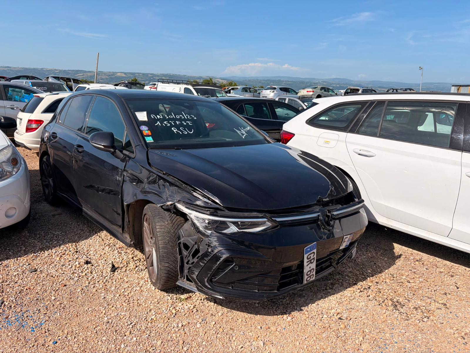 Volkswagen Golf VIII 1.5 ETSi 130 OPF R-Line / GR662