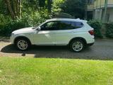 BMW - X3 xDrive20d - xLine - BMW iX3: Automatik