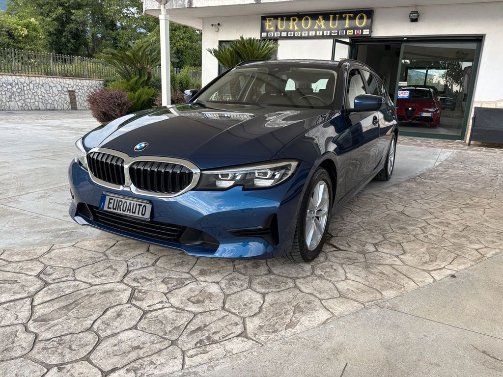 Image of BMW 320