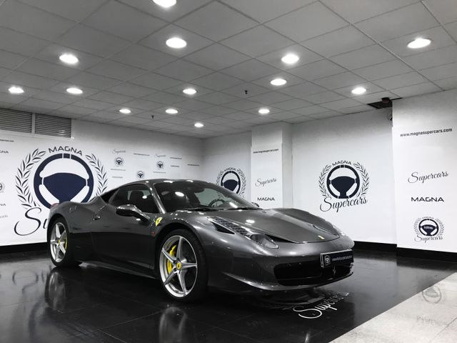 Ferrari 458 Italia - Full service - Grigio Silverstone