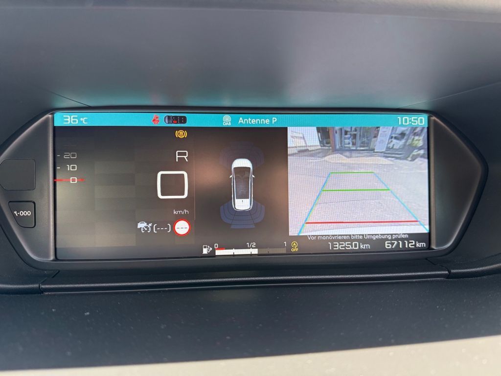 Fahrzeugabbildung Citroën Grand C4 Spacetourer PureTech 130 EAT8 SHINE