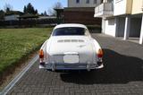 Volkswagen Karmann Ghia - weiße Volkswagen Karmann Ghia