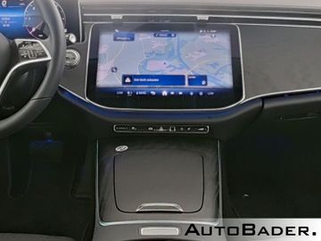 Mercedes E 220 - 5