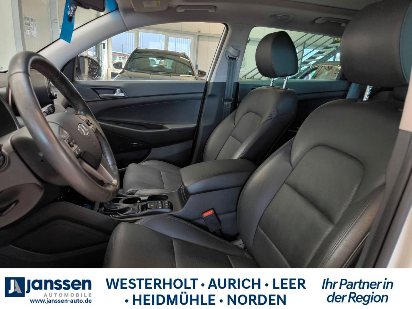 Fahrzeugabbildung Hyundai TUCSON PREMIUM/Panoramadach/Automatik/Navi/Tempo