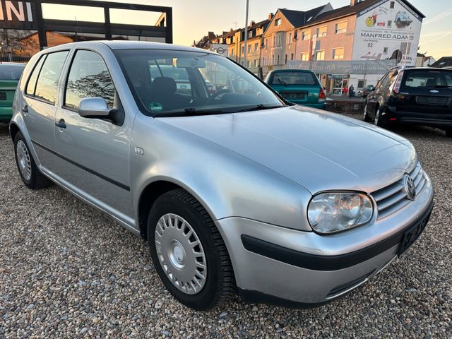 Volkswagen Golf 1.4 Champ