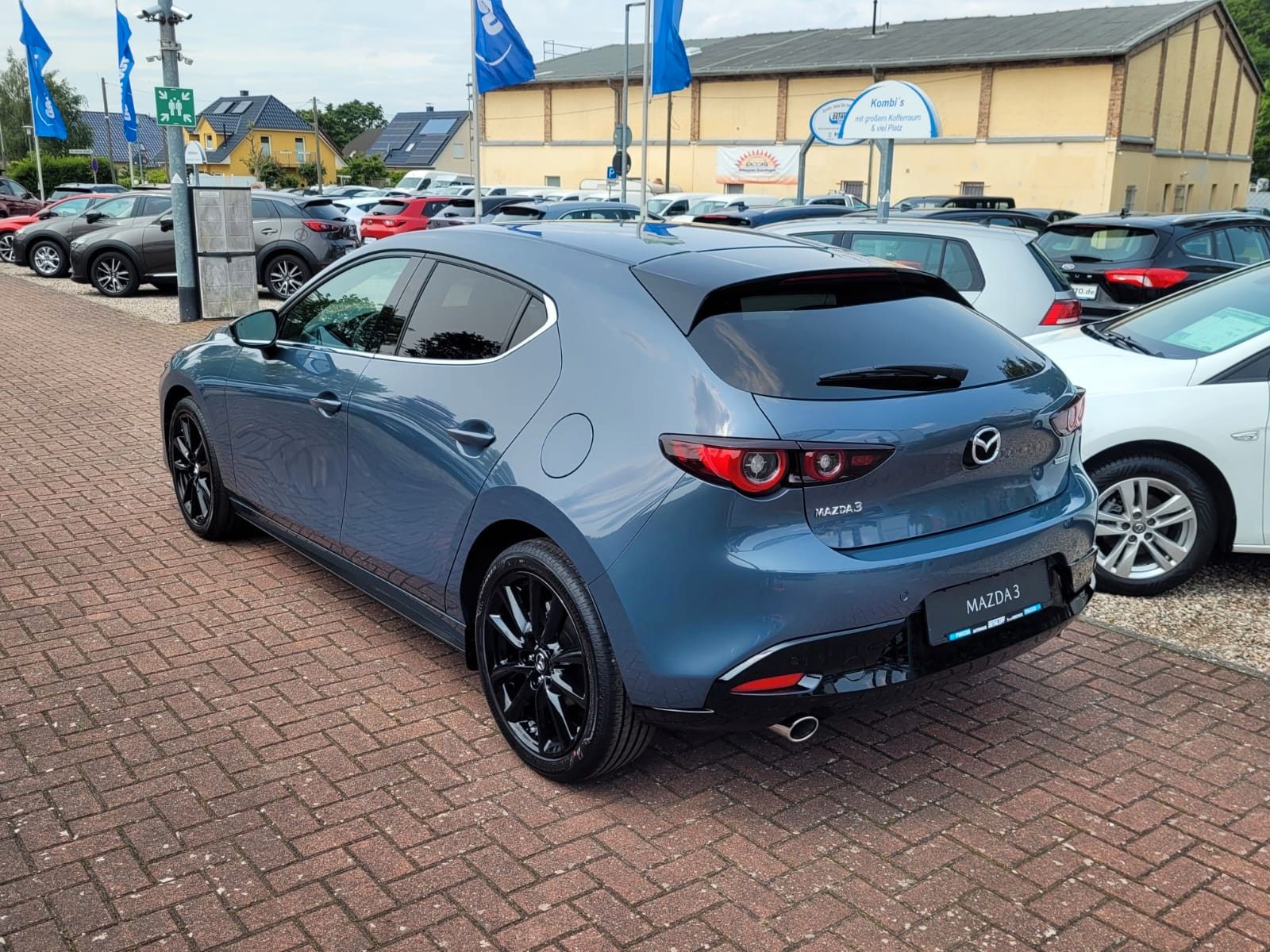 Mazda 3 (06/2026, Benzin)