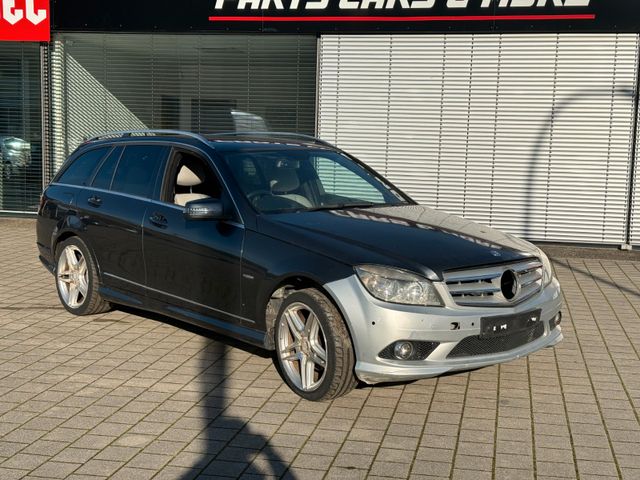 Mercedes-Benz C 180 CGI AMG Sportpaket