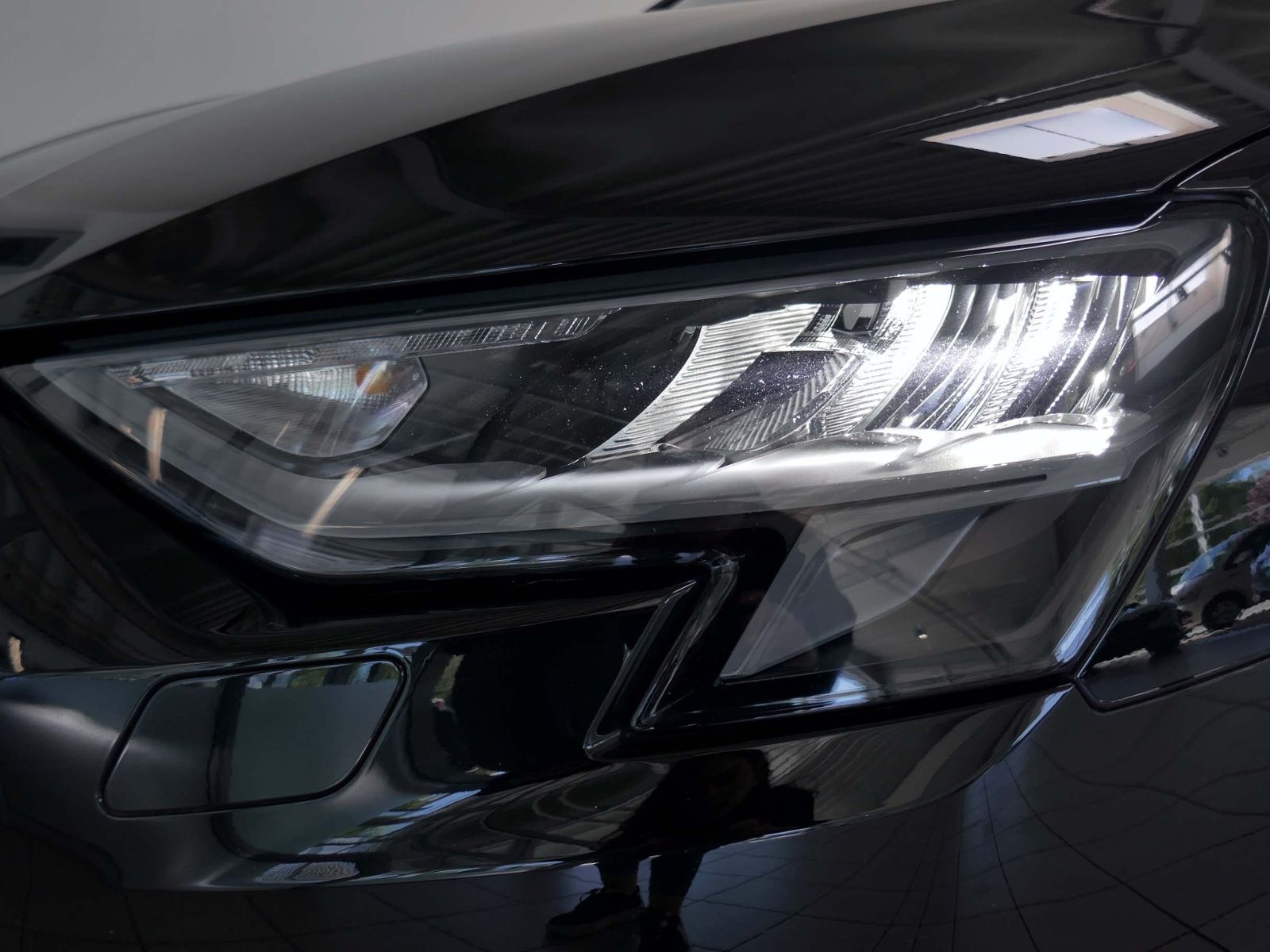 Fahrzeugabbildung Audi A3 35 Spb. advanced 2.0 TDI | LED RFK Navi