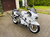 Honda CBR 900 RR - HONDA CBR 900