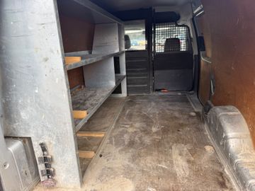 Volkswagen Caddy - 12