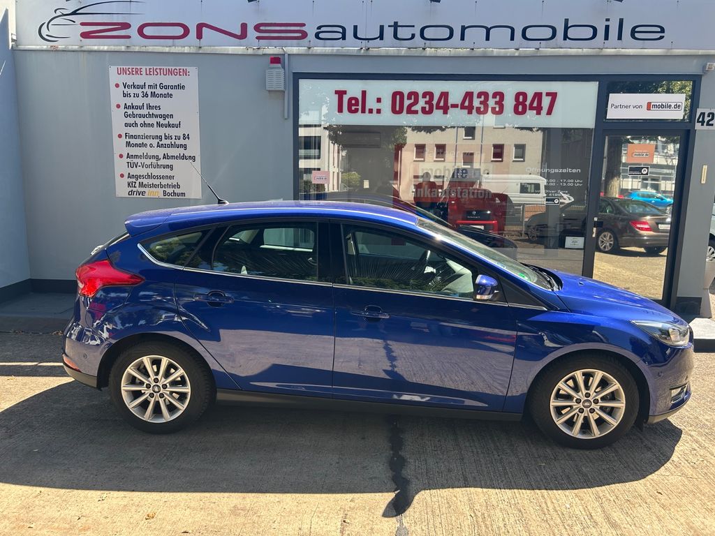 Ford Focus 1.5 Autom.Titanium+Navi+Parkpilot+BT+SHZ+