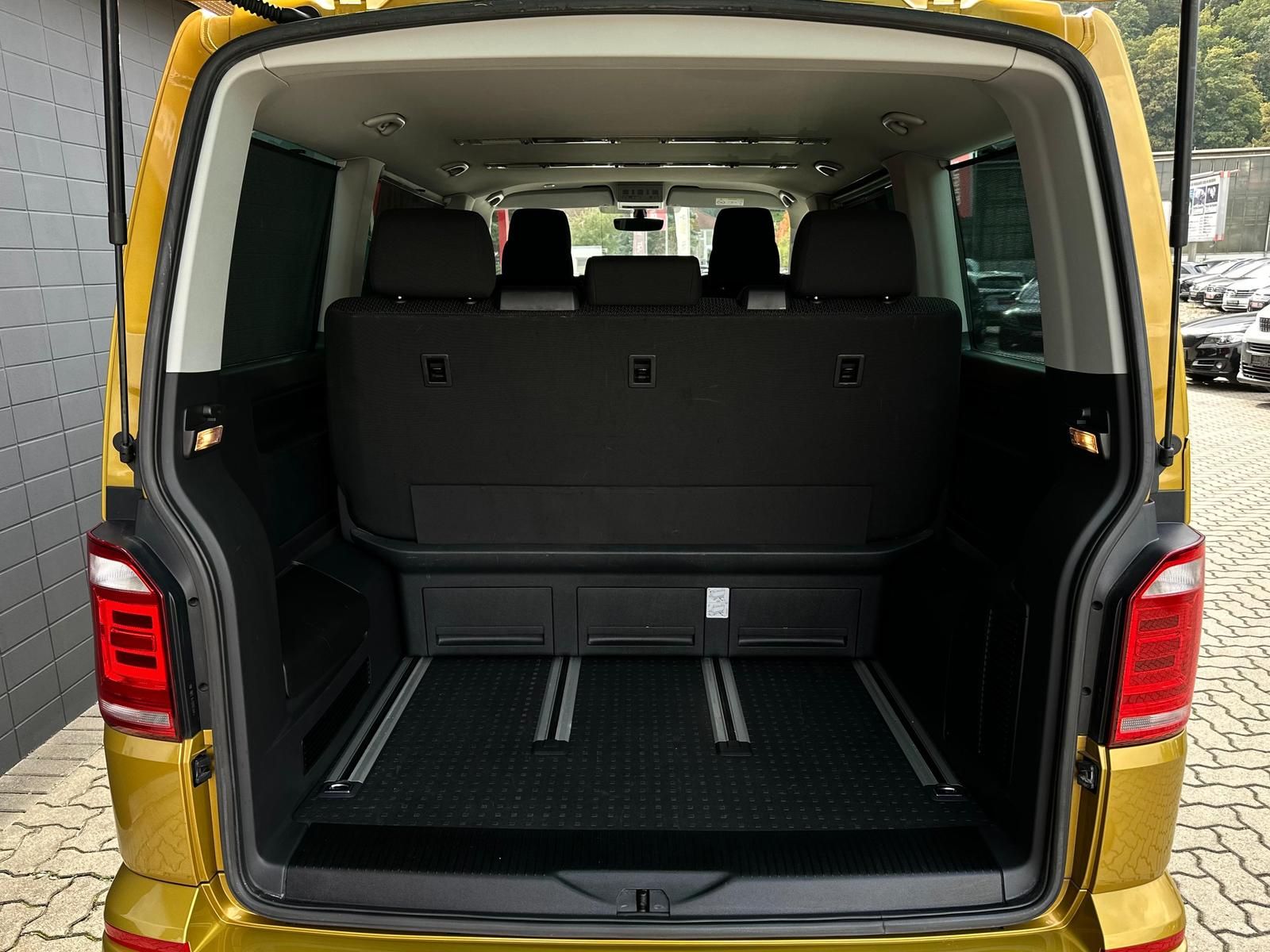 VW T6 Multivan 2.0TDI *LED#SHZ#AHK#NAVI#STANDHEIZG - Image 8