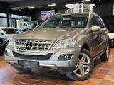 Mercedes-Benz ML 300 CDI 4M SPORTPAKET AHK-3,5T 1.HAND SCHECKH - Mercedes-Benz ML 300: Cdi
