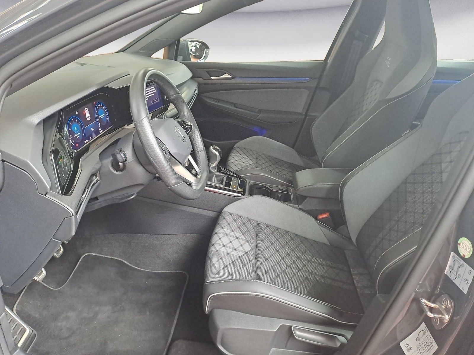 Volkswagen Golf - Bild 8