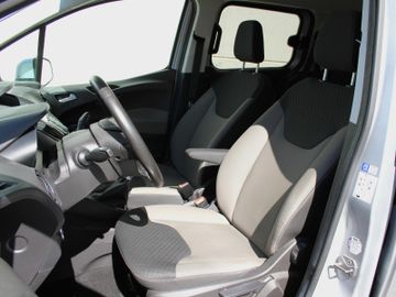Ford Tourneo Courier - 3