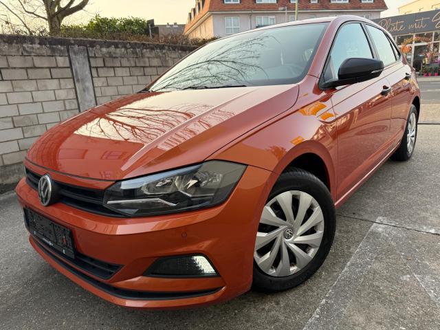 Volkswagen Polo VI Trendline *EINPARKHILFE V/H*NAVI*