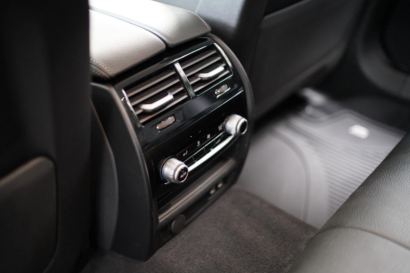 BMW 530i xDi Luxury Line HeadUp+Komfortzug+Laserlich