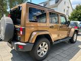 Jeep Wrangler Unlimited Anniversary Ed. 2.8 CRD A... - Jeep aus 2011