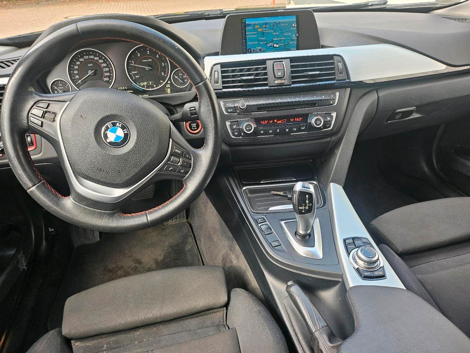 BMW 318 2014 — photo 5