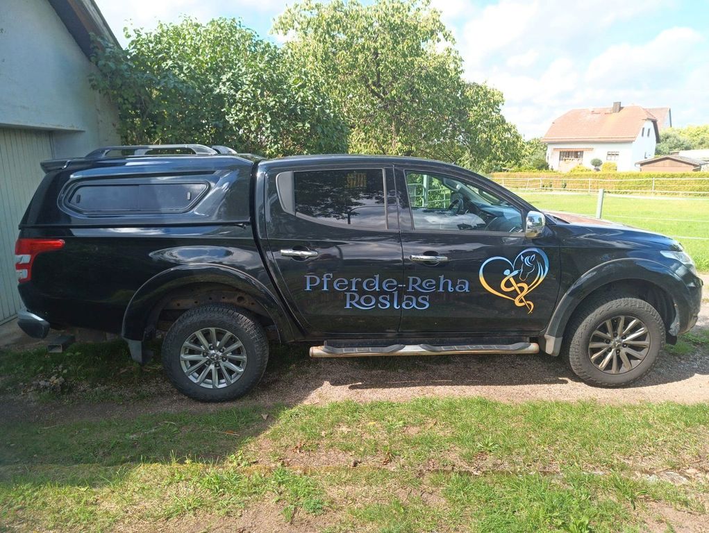 Image of Mitsubishi L200