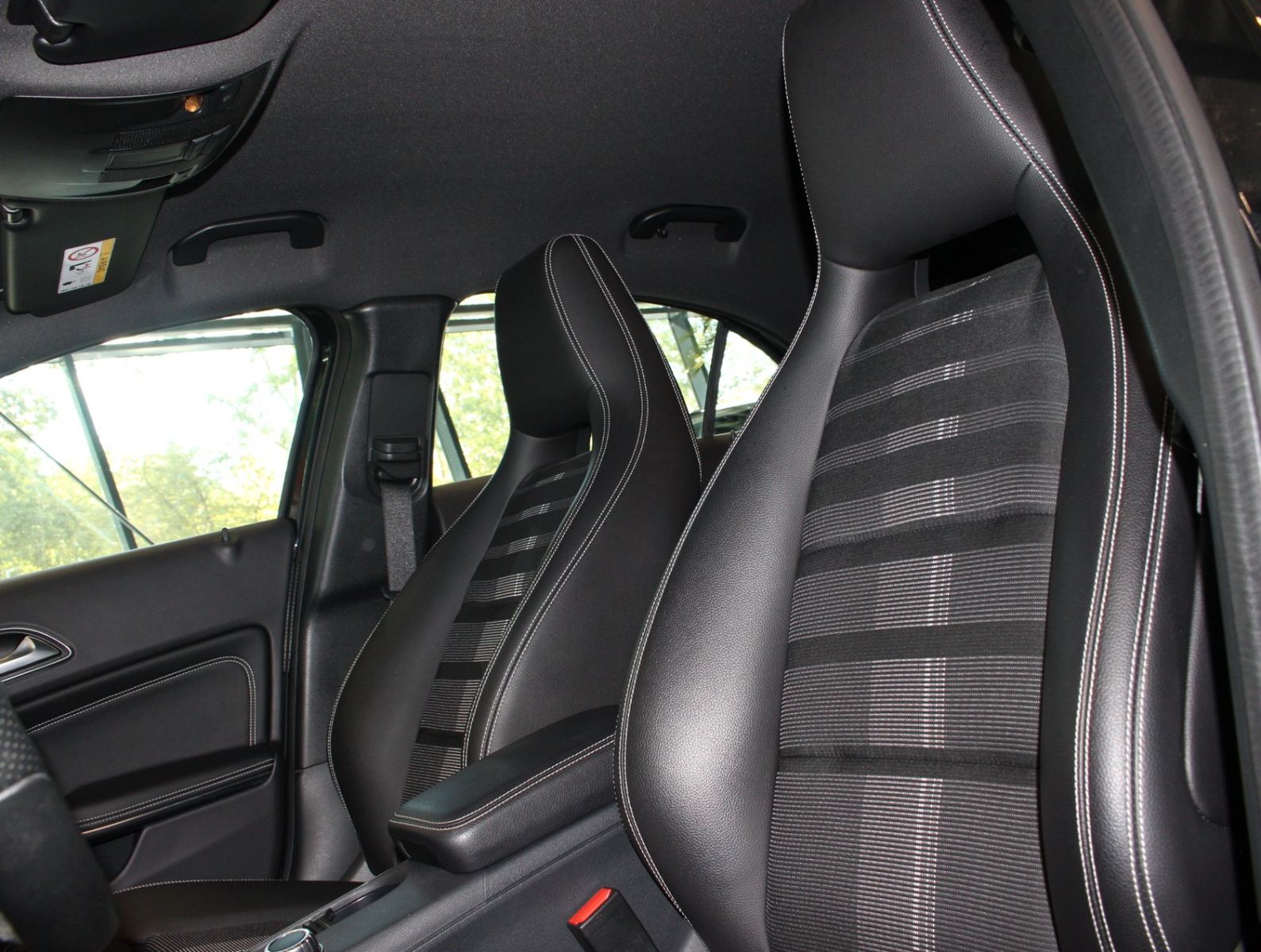 Fahrzeugabbildung Mercedes-Benz A 200 BlueEfficiency Urban 2.Hand+Nur17TKM