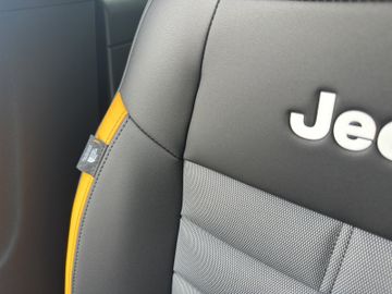 Jeep Avenger 1.2 The North Face 4xe Kam.+KeyLess+Navi