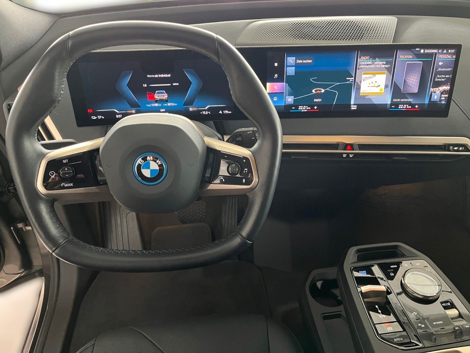 BMW iX - Bild 10