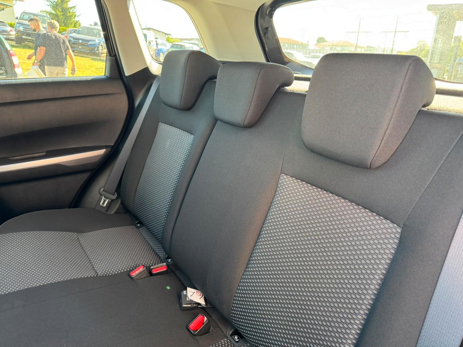 Suzuki Vitara, Comfort, Allrad, AHK,Applecarplay LED