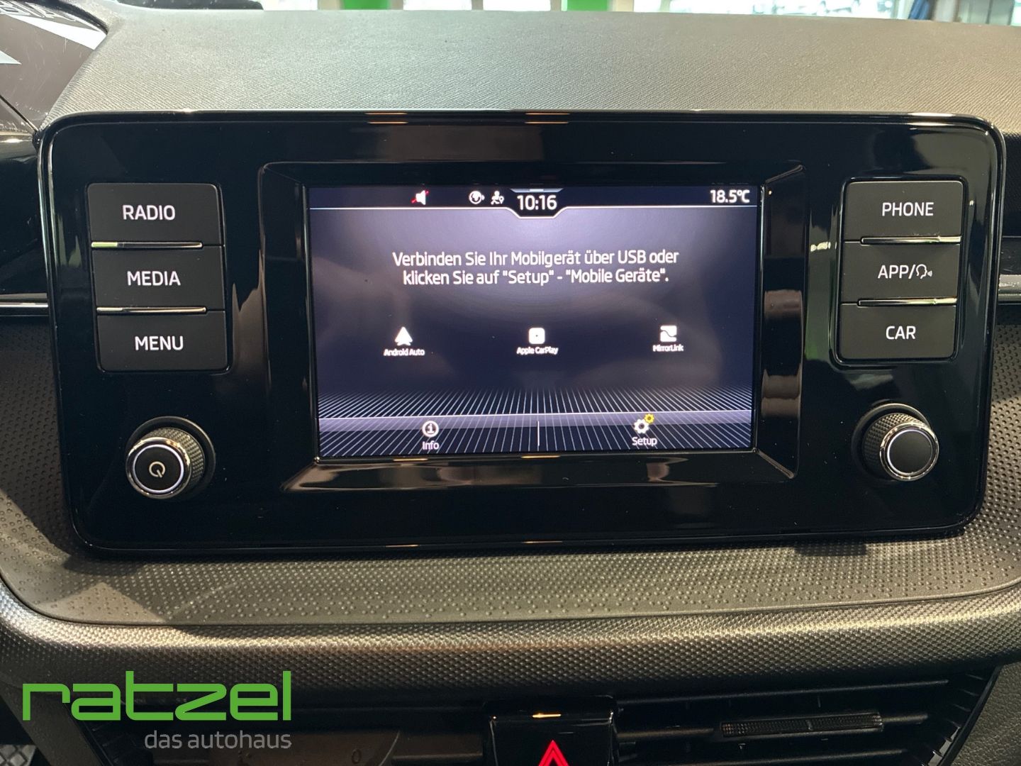Fahrzeugabbildung SKODA Fabia Active 1.0 LED DAB Spurhalteass. Smart Lin