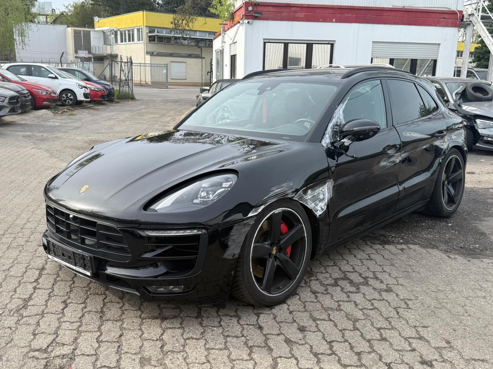 Porsche Macan Turbo Performance 360KAM LEDER