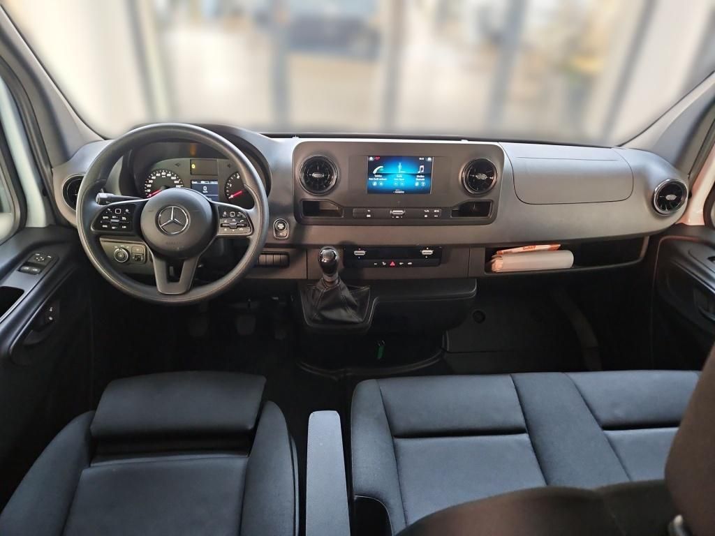 Fahrzeugabbildung Mercedes-Benz Sprinter 315 Doka Pritsche 7 SItze Klima AHK GRA