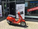Vespa Primavera 50, Sofort Verfügbar - VESPA ORANGE S 50