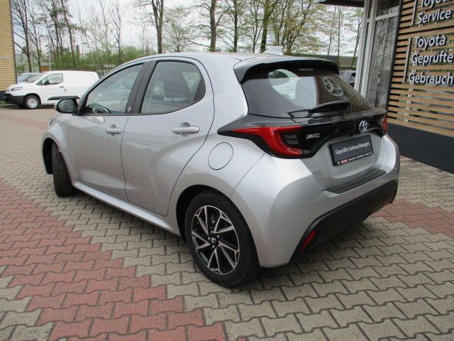 Fahrzeugabbildung Toyota Yaris Hybrid Team Deutschland