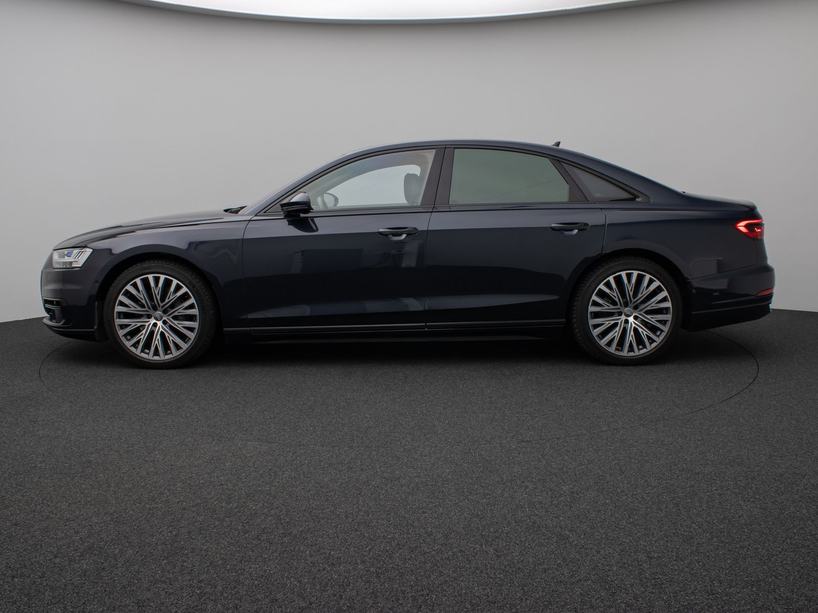 Fahrzeugabbildung Audi A8 50 TDI quattro S-Line Pano B&O Fond Entertain