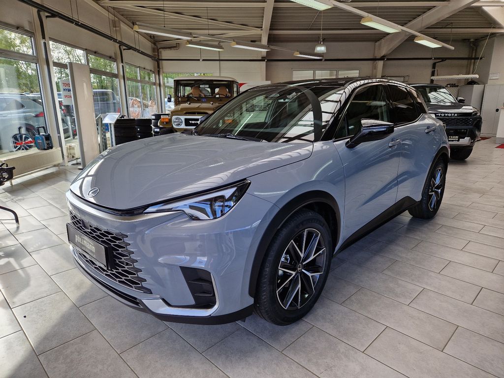 Image of Lexus LBX
