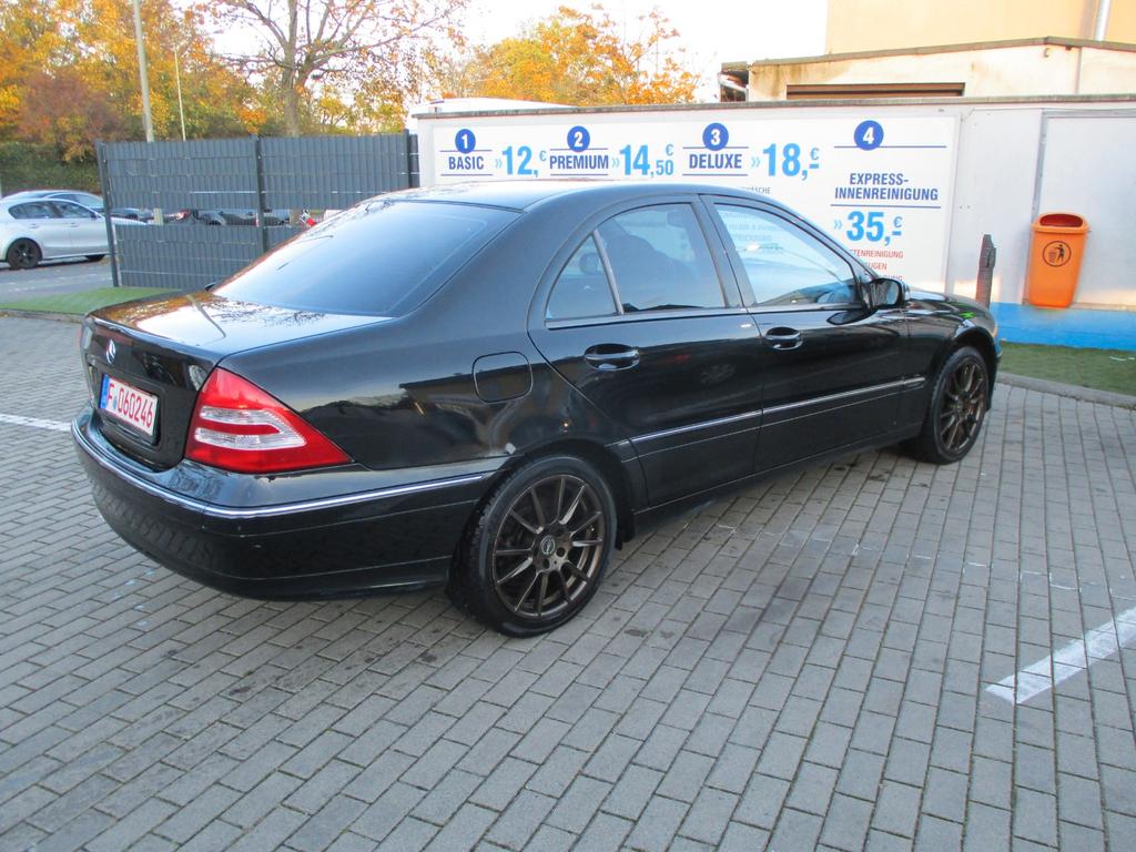 Mercedes-Benz C 180