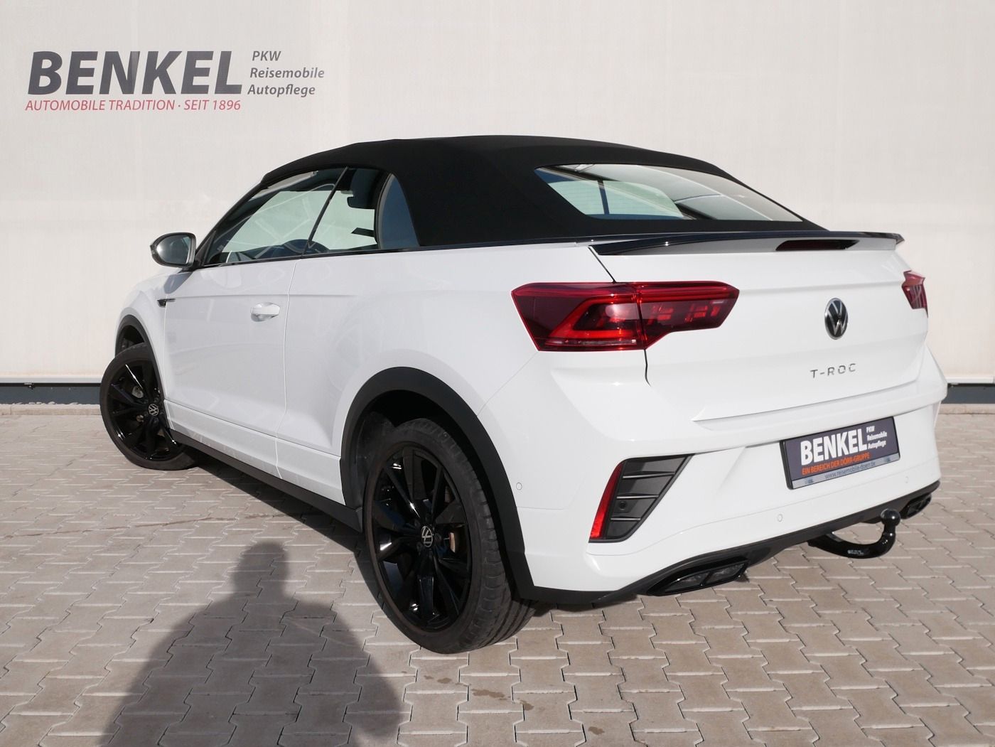 Fahrzeugabbildung Volkswagen T-Roc Cabriolet 1.5 R-Line NEU60T AHK Standhz AC