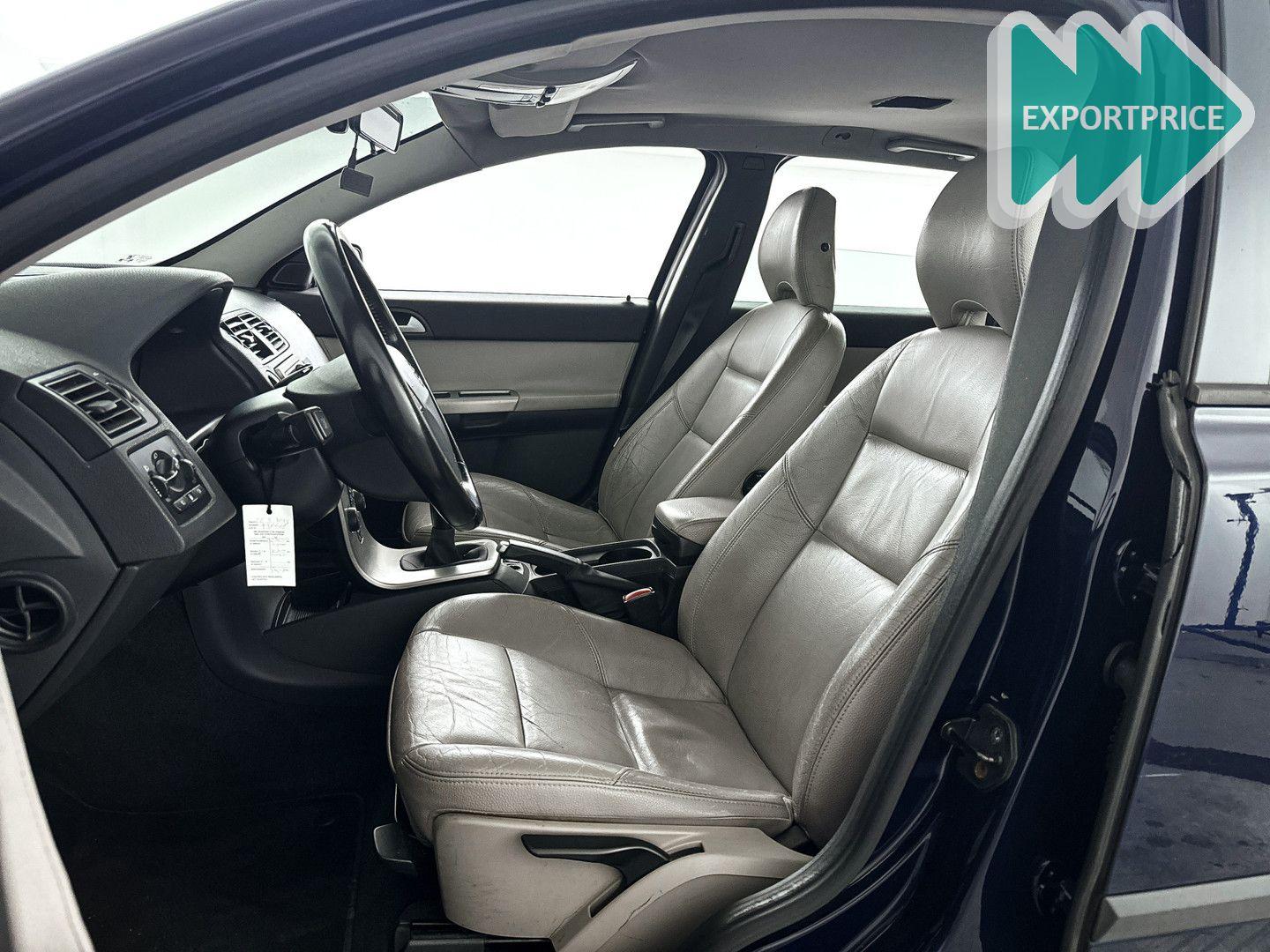 Volvo V50 2004 — photo 6