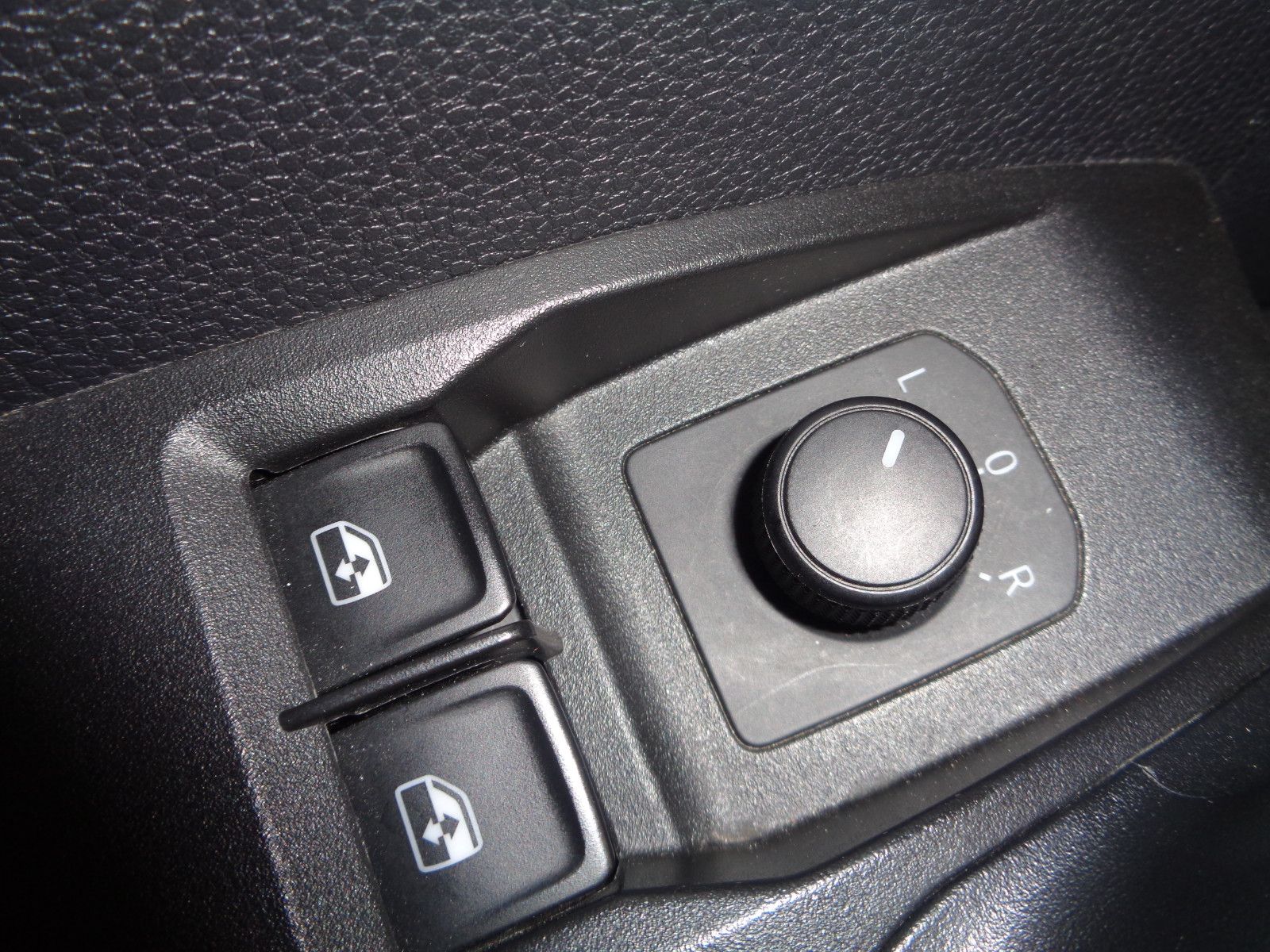 Fahrzeugabbildung SEAT Ibiza 1.0 TGI 66kW / NAVI / KLIMA