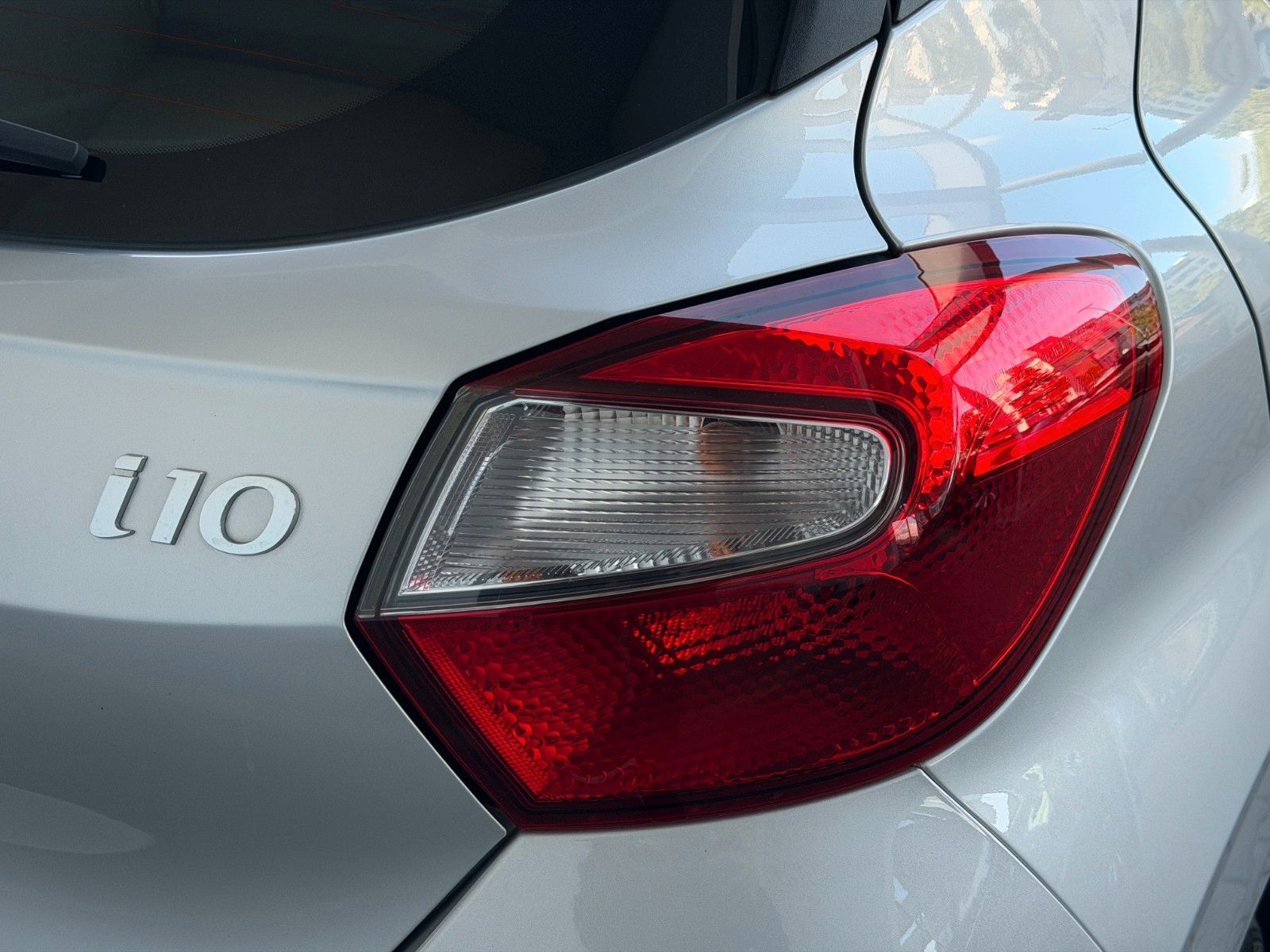 Fahrzeugabbildung Hyundai i10 1.2 Trend SHZ,PDC,AUT,DynLicht,FLA,LM,SpurH