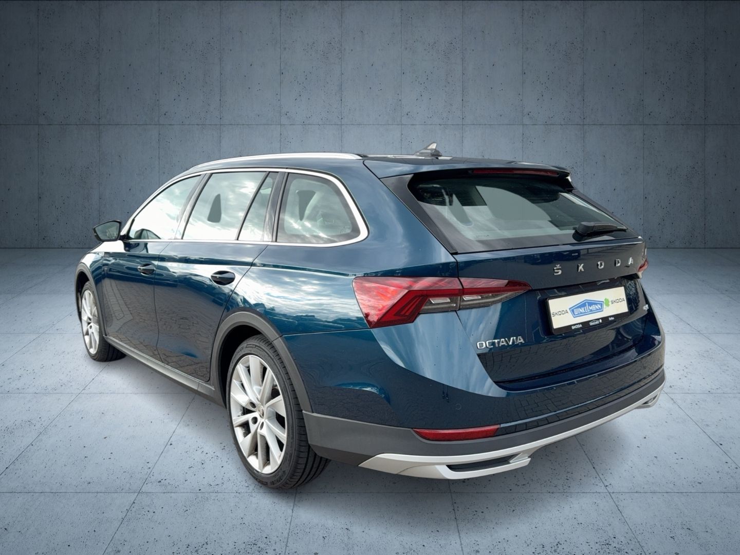 Skoda Octavia Combi 2.0 TDI Scout 4x4 MATRIX NAVI AHK imagem 3
