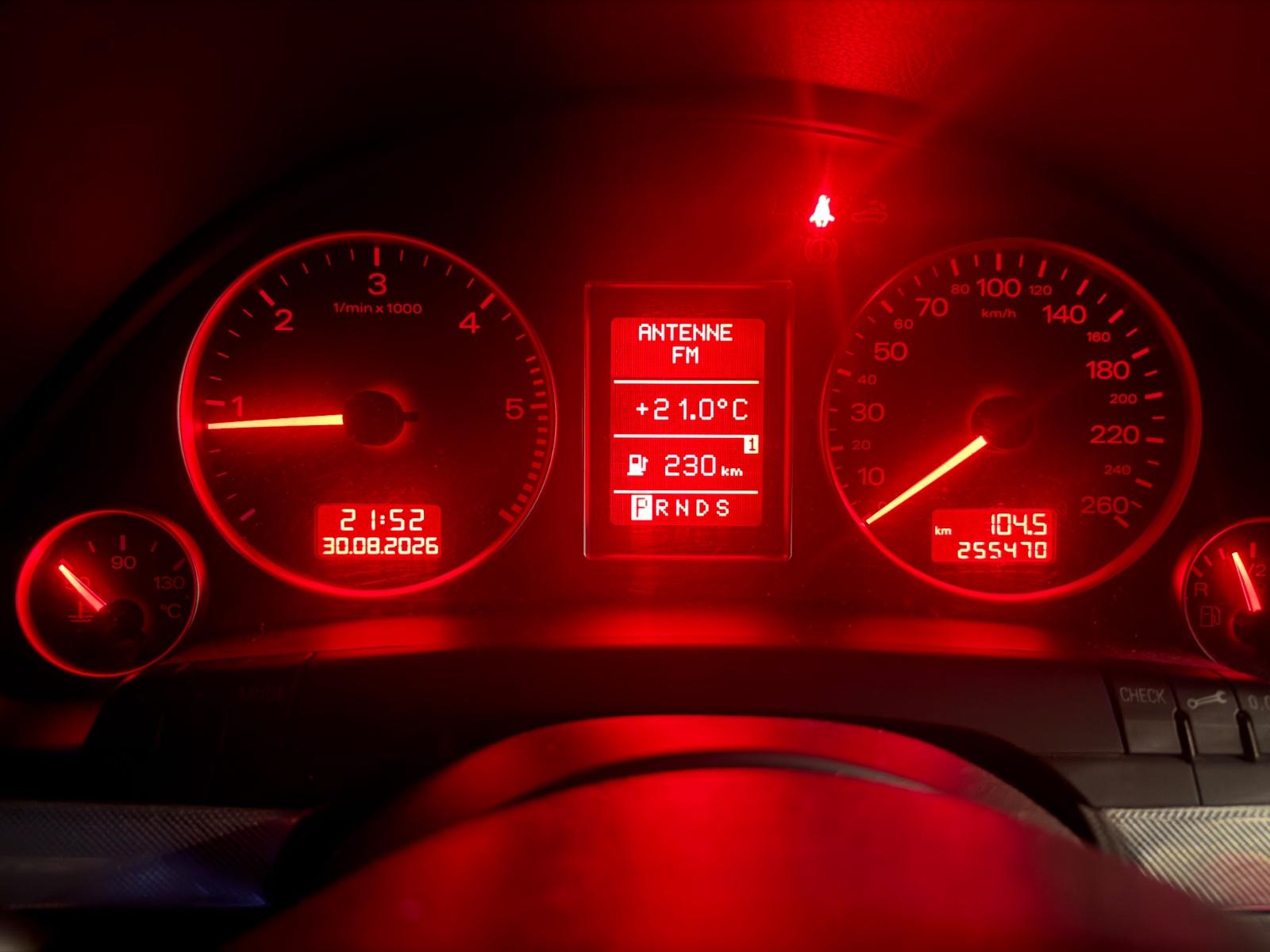 Audi A4 2007 — photo 11