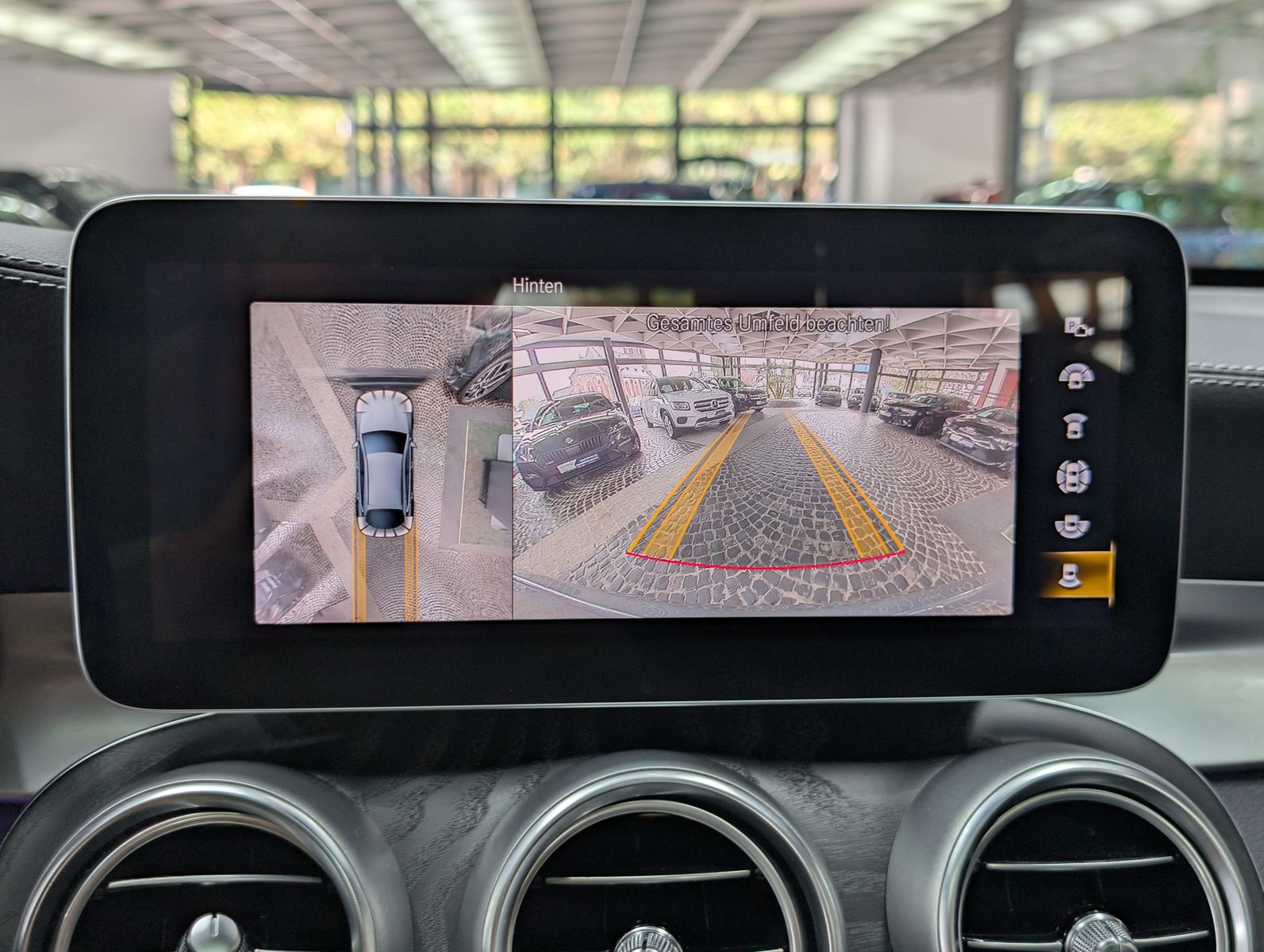 Fahrzeugabbildung Mercedes-Benz GLC 220 d Coupé 4M AMG PANO*360*HuD*MEMO*20"Voll