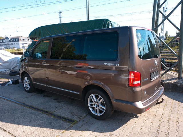 Volkswagen T5 Multivan Rollstuhl,Behindertengerecht,DSG,