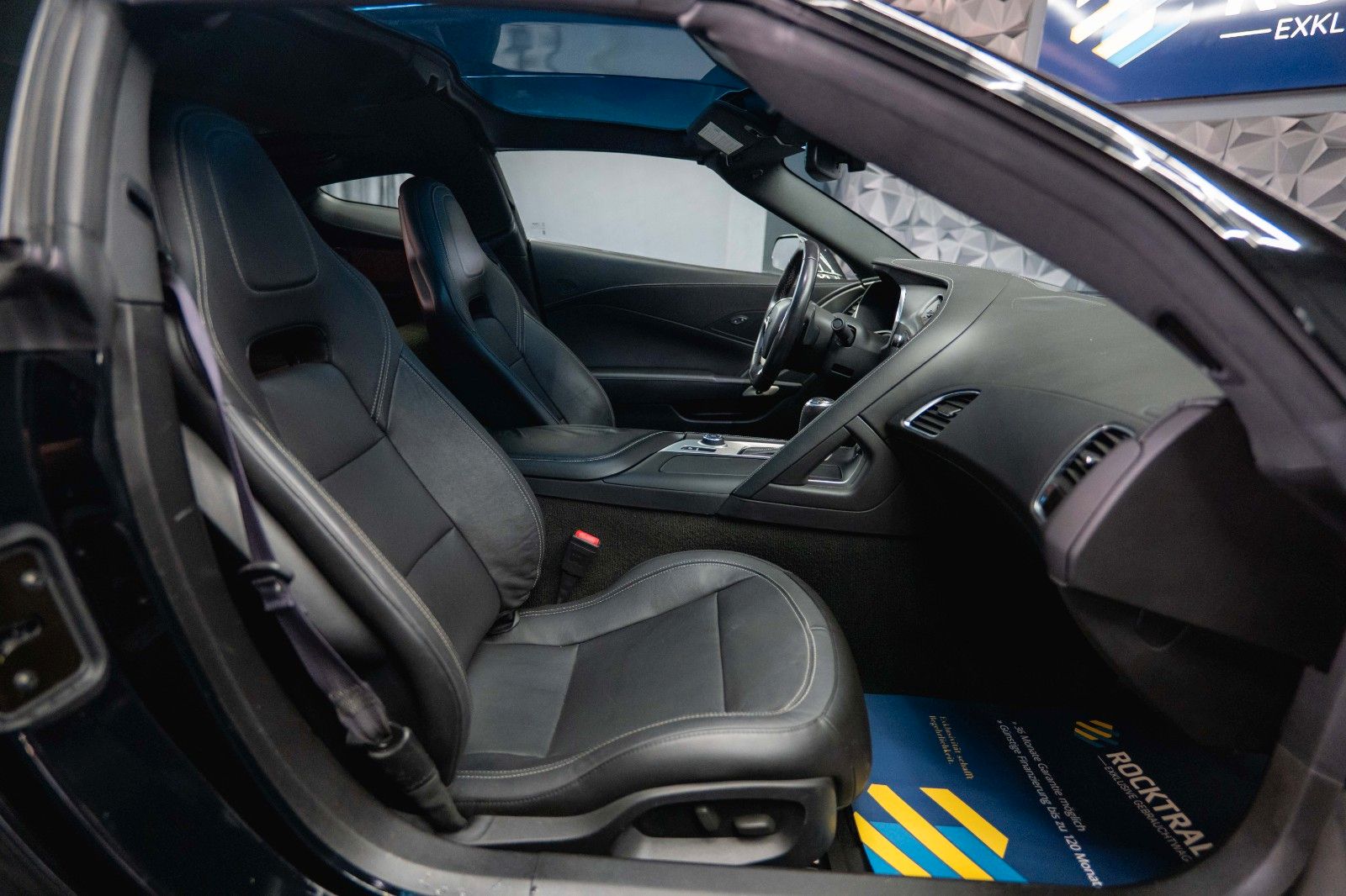 Fahrzeugabbildung Corvette C7 6.2 V8 Stingray Z06-Design Targa Performance